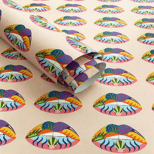 Read My Lips gift wrap