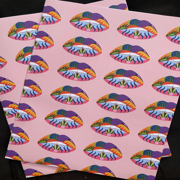 Read My Lips gift wrap